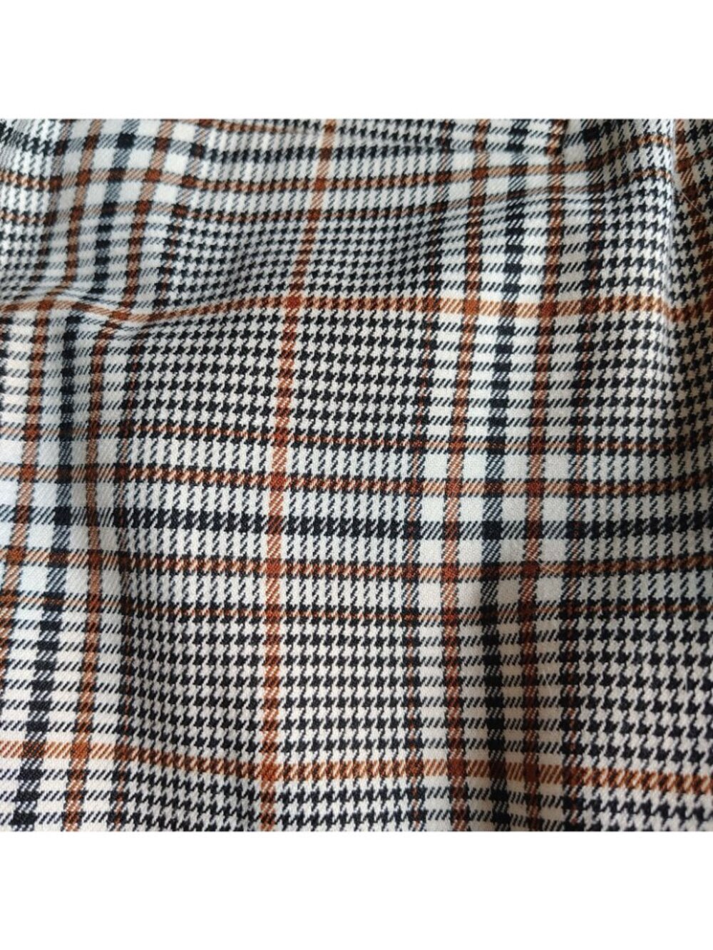Tommy Hilfiger Multicolor Plaid Pattern Cropped Slacks Women's (36x27.5) Size 16 - Picture 9 of 9